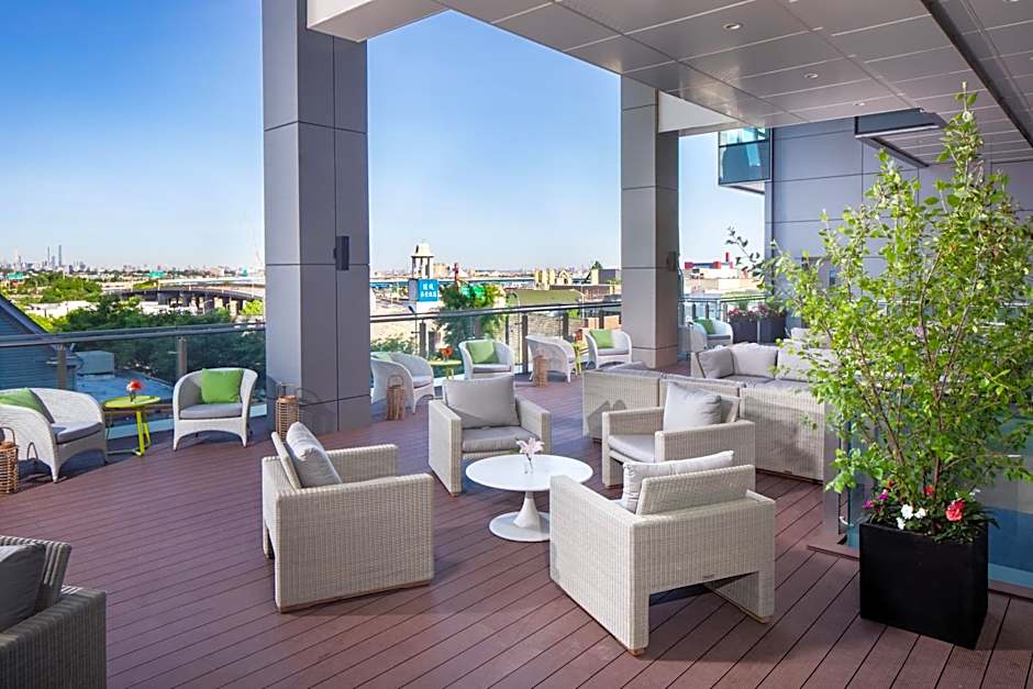 Hotel Indigo: Flushing - LaGuardia By IHG