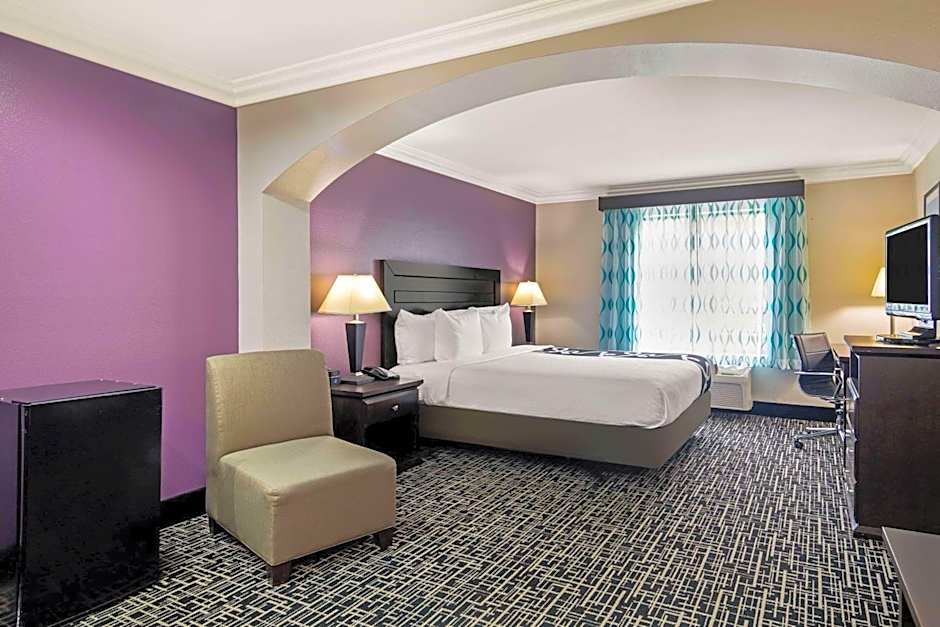 La Quinta Inn & Suites by Wyndham Temecula