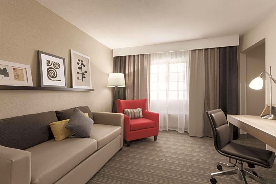 Country Inn & Suites by Radisson, Bakersfield, CA