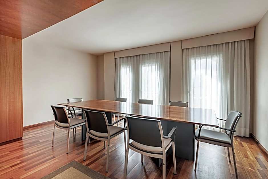 AC Hotel by Marriott La Linea