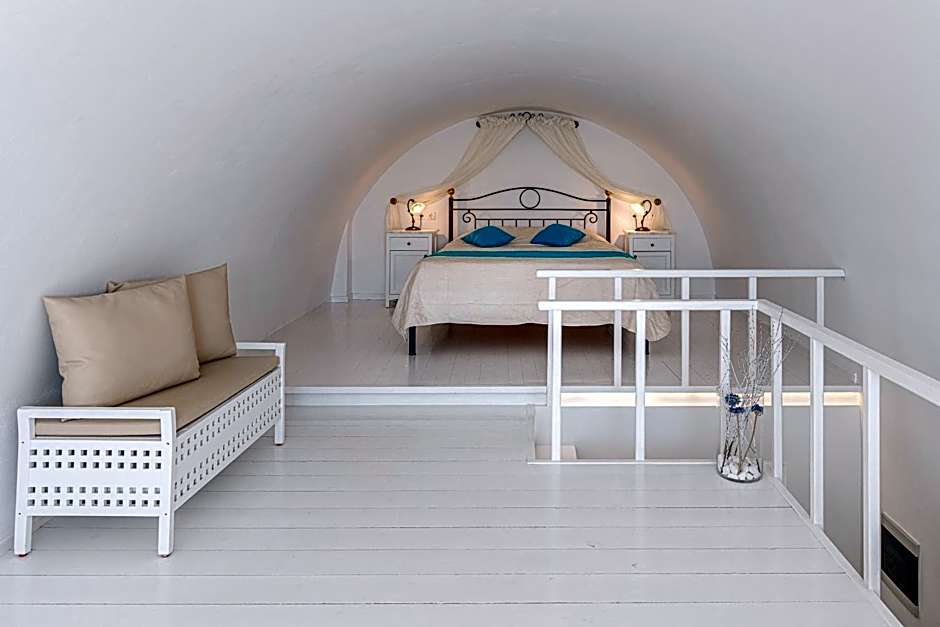 Reverie Santorini Hotel