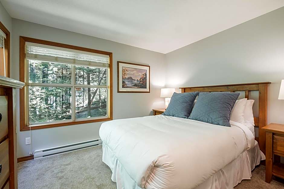 Arrowhead Point 11 by Outpost Whistler