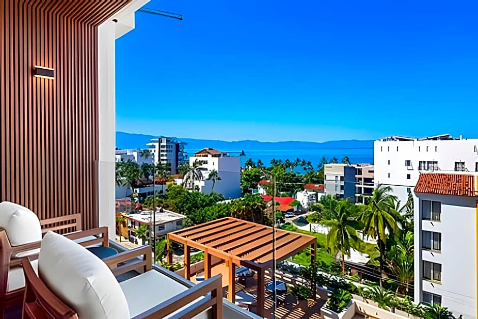 Maralma Department, Bucerias.