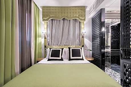 Interior Basic Double Room