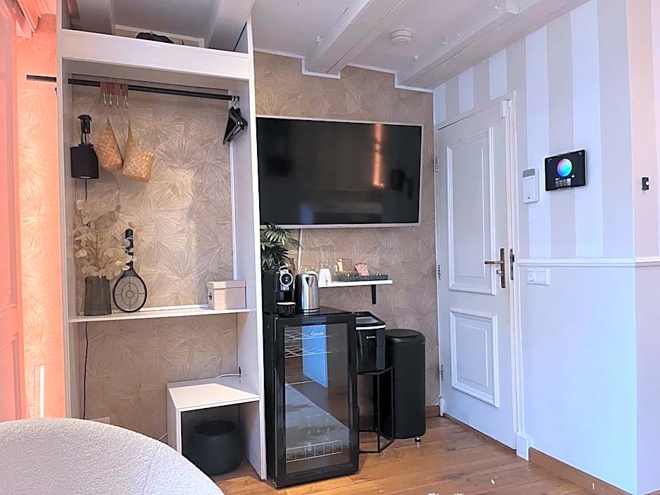 The Enlightened House Luxury Suites