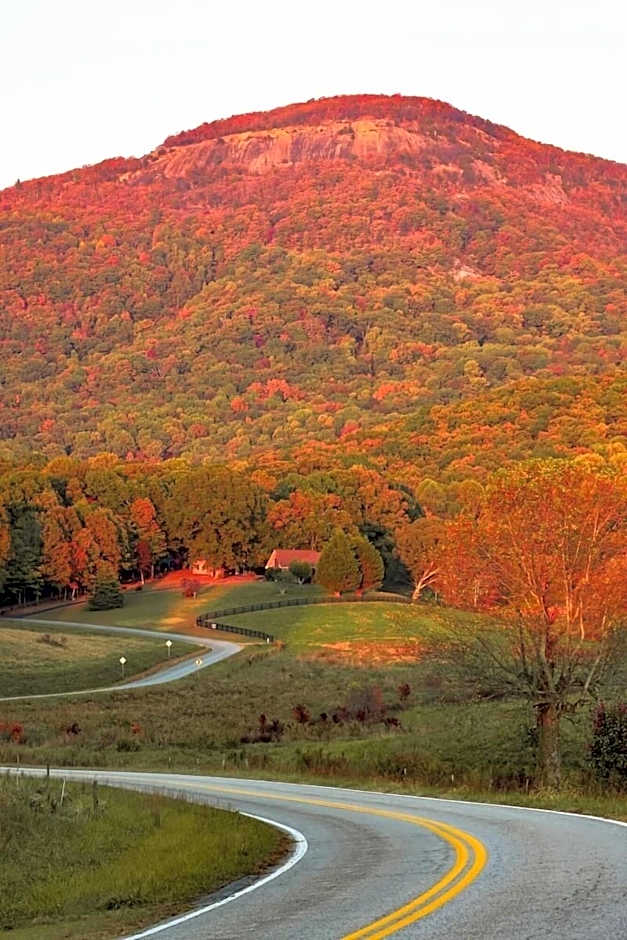 Nacoochee Valley Rentals