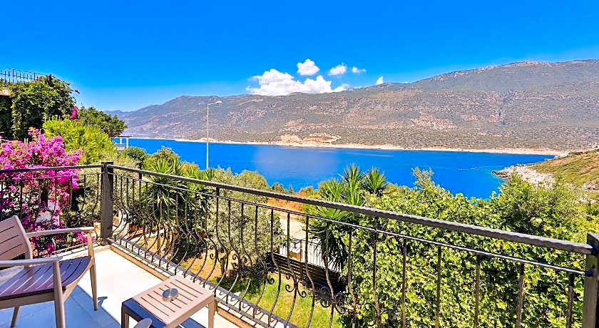 Atalante Hotel