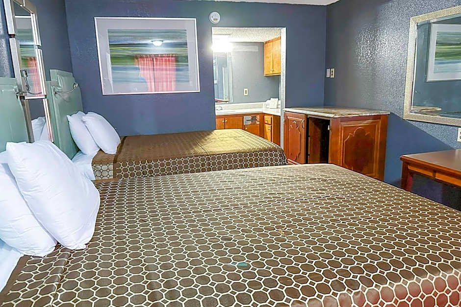 Hahira Inn By OYO near Valdosta