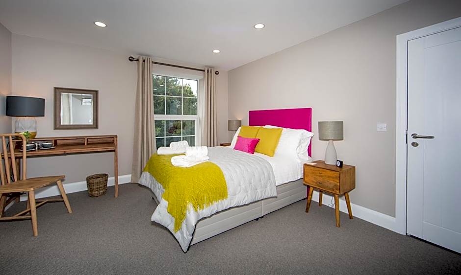 Darlington Arms by the airport