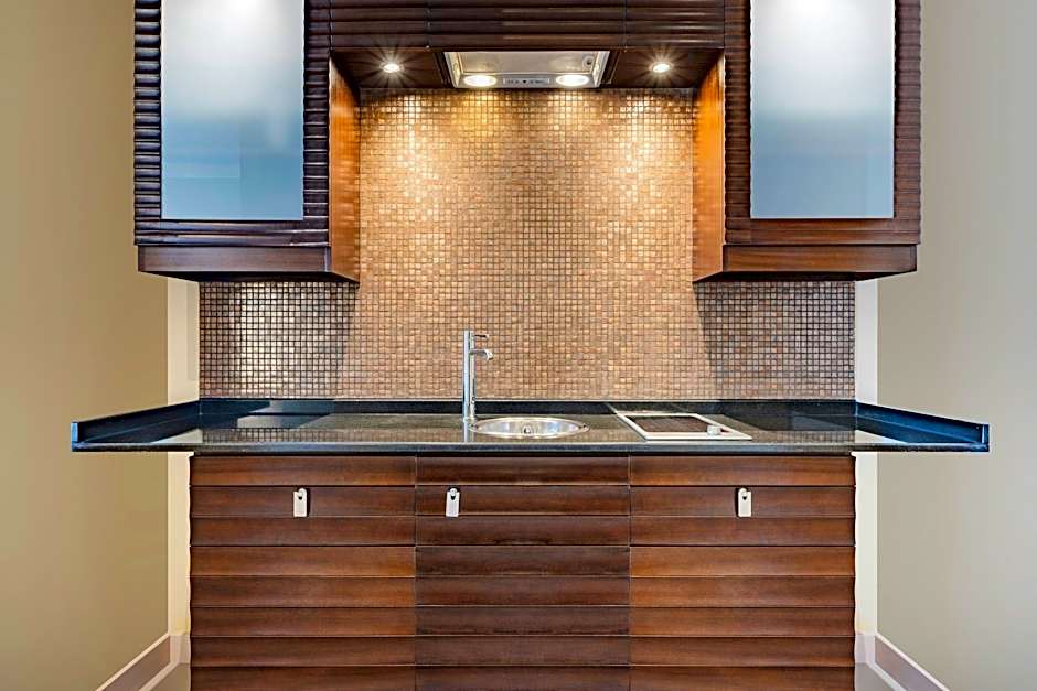 Qabila Westbay Hotel