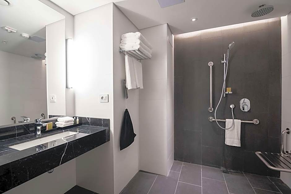 SORO Montevideo, Curio Collection by Hilton