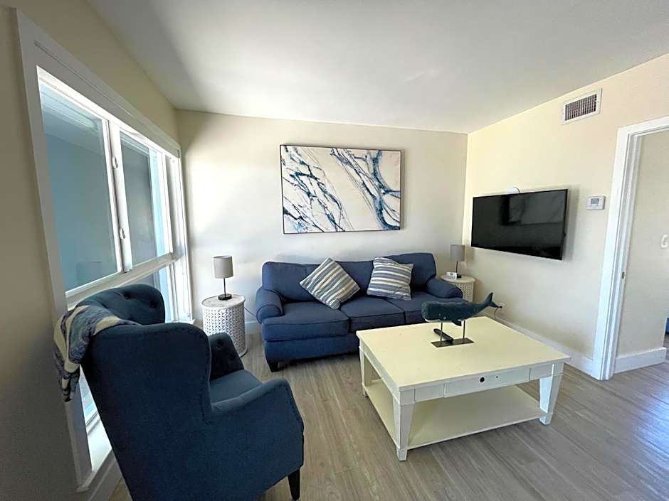 Shore View Hotel