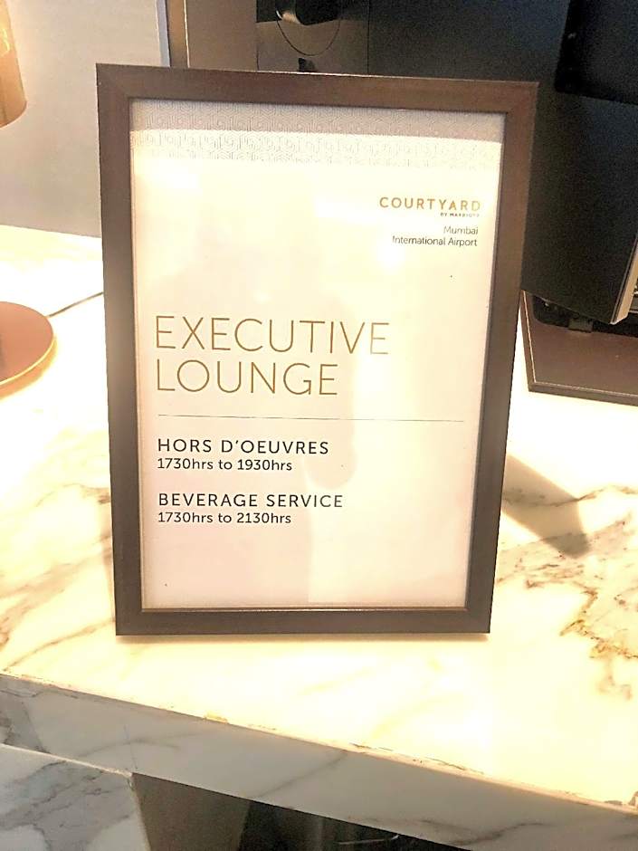 Courtyard by Marriott Mumbai International Airport