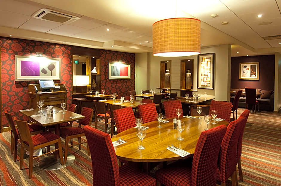 Premier Inn Lon Heathrow Airport T2 & T3 (Bath Rd)