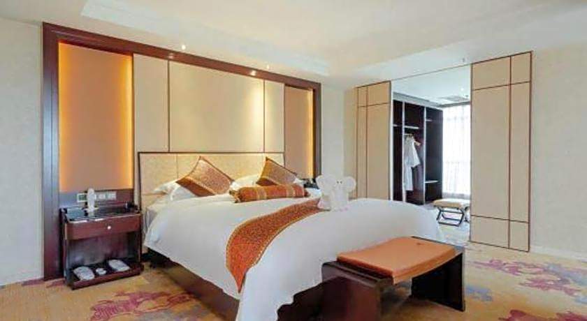 Haikou Conifer Garden Hotel