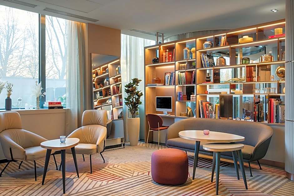 AC Hotel by Marriott Paris Porte Maillot