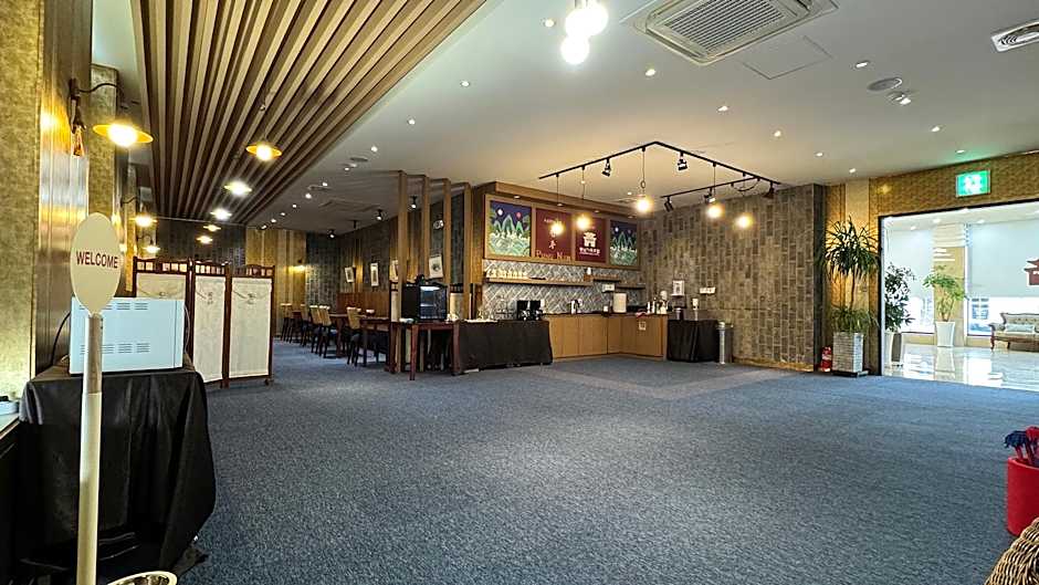 Pungnam Tourist Hotel