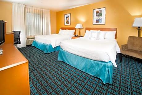 Queen Room with Two Queen Beds