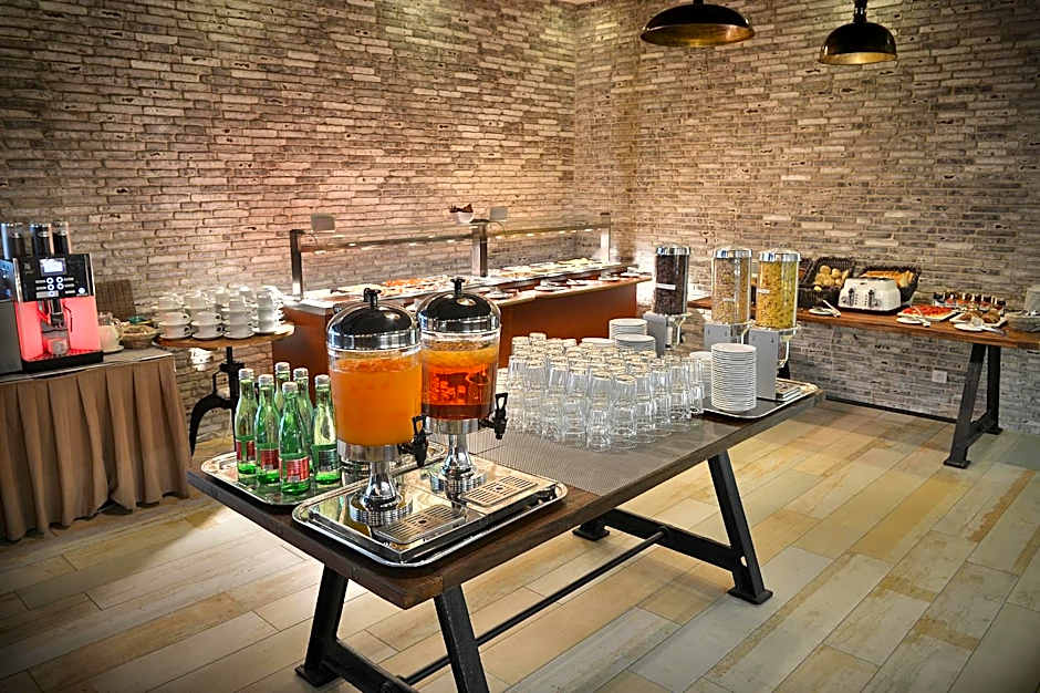 Wilson Palace by LOFT