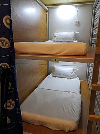 Mixed Dormitory Room