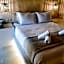 Mani Luxury Suites and Studios in Gytheio with Private Pools
