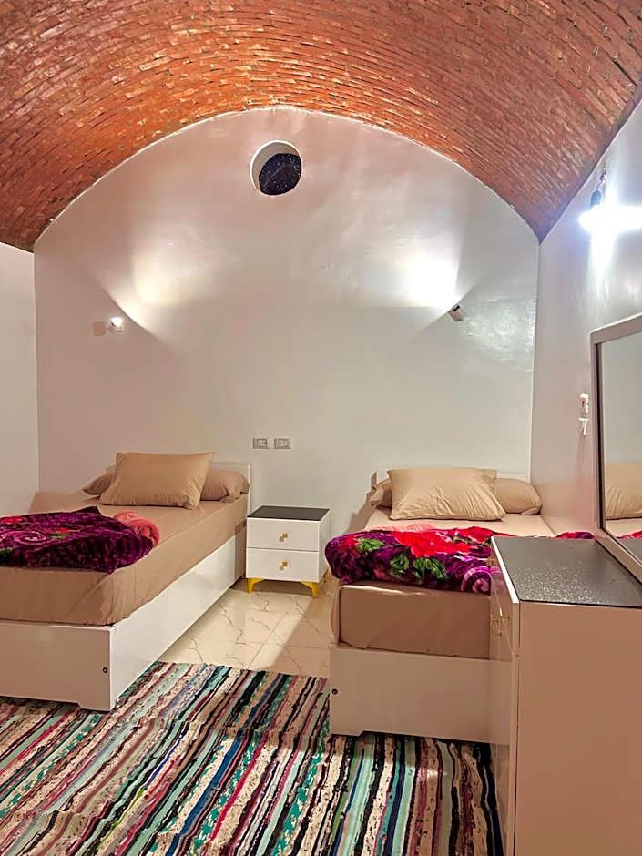 Salatoos Mango Garden and Guesthouse