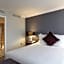 Renaissance by Marriott London Heathrow Hotel
