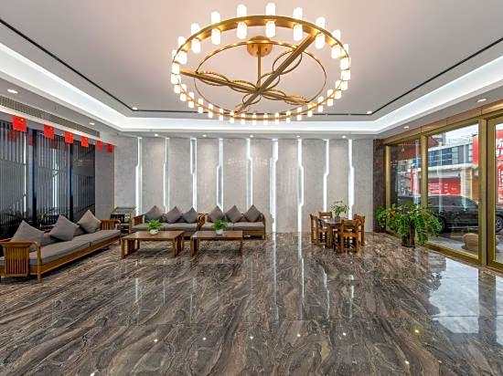 Wenxing Xiyue Hotel (Guangzhou Baiyun Railway Station Mawu Branch)