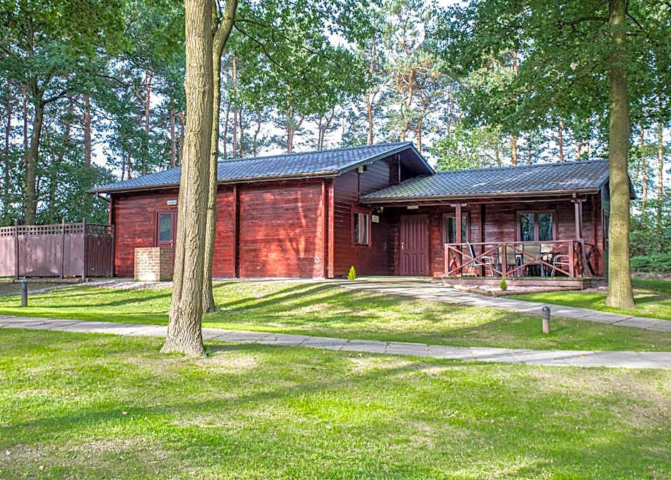 Woodland Park Lodges