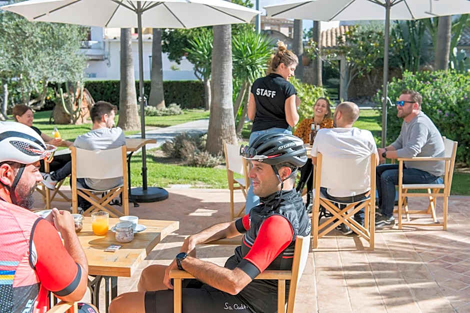 Curolla Petit Hotel