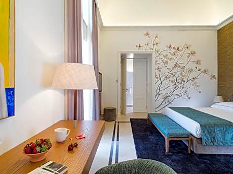 Superior Family Room