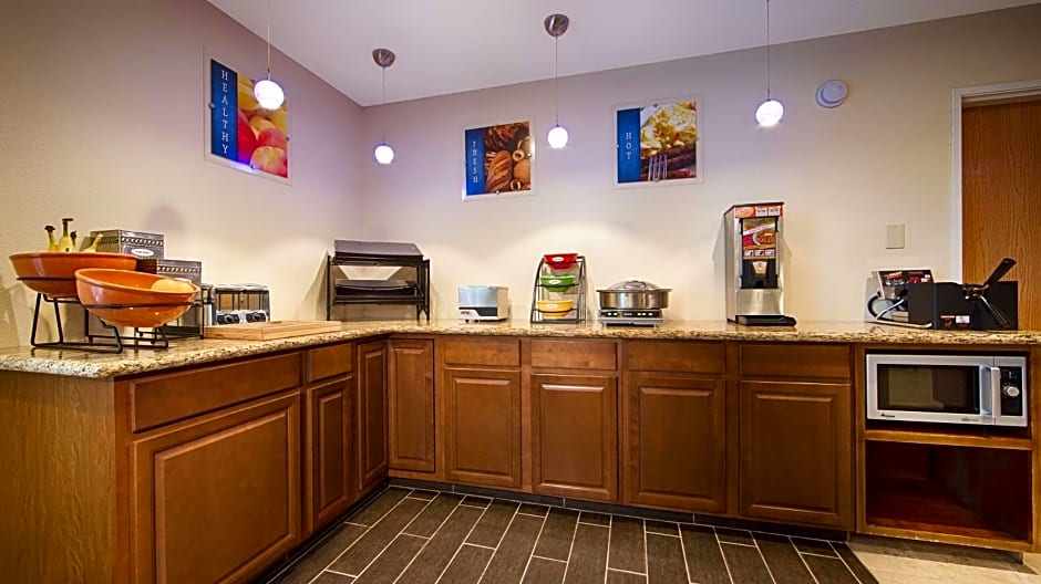 Best Western Plus Lonoke Hotel