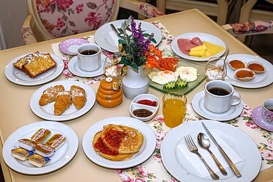 Parthenon Art Executive Wing