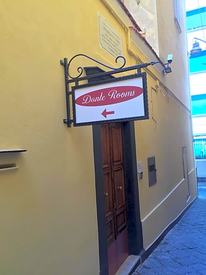 Dante Rooms