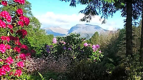 TOM BEAG - Ben Nevis view ROOMS