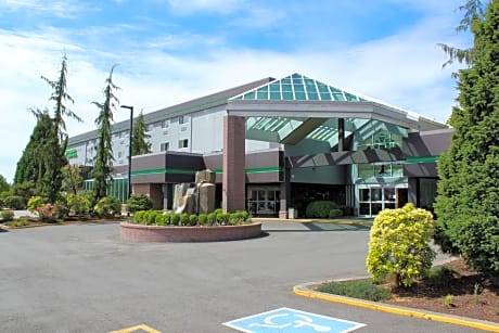 Medallion Inn and Suites