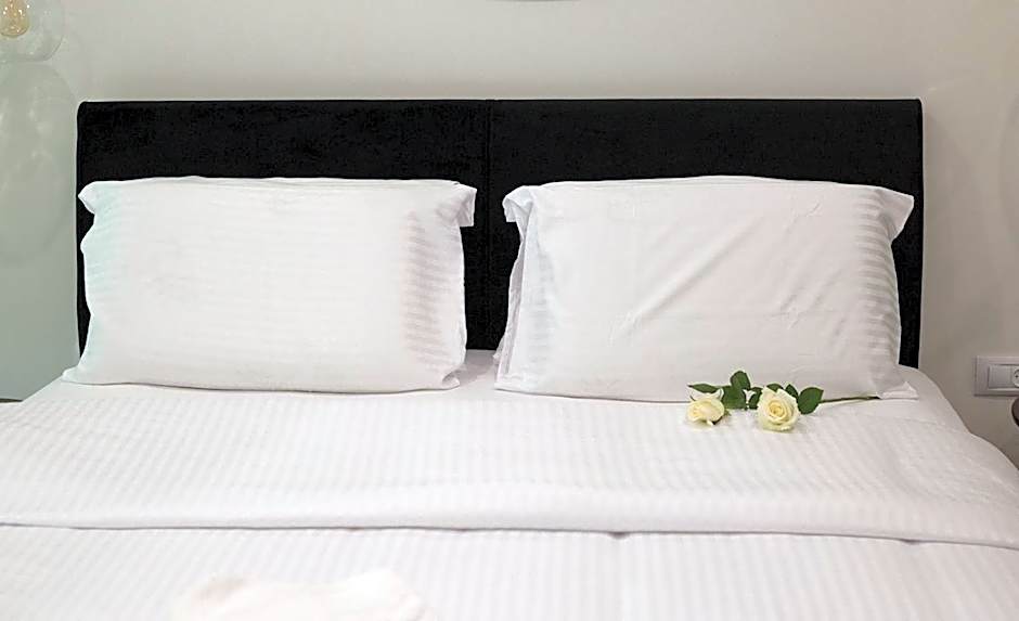 Suite Caesar - Neot Golf