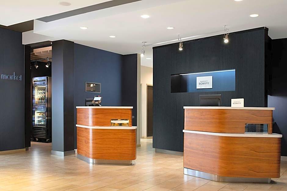 Courtyard by Marriott Hot Springs
