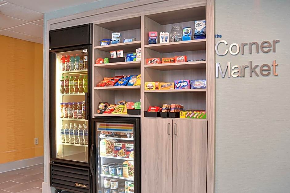 Fairfield Inn & Suites by Marriott Charlotte Arrowood