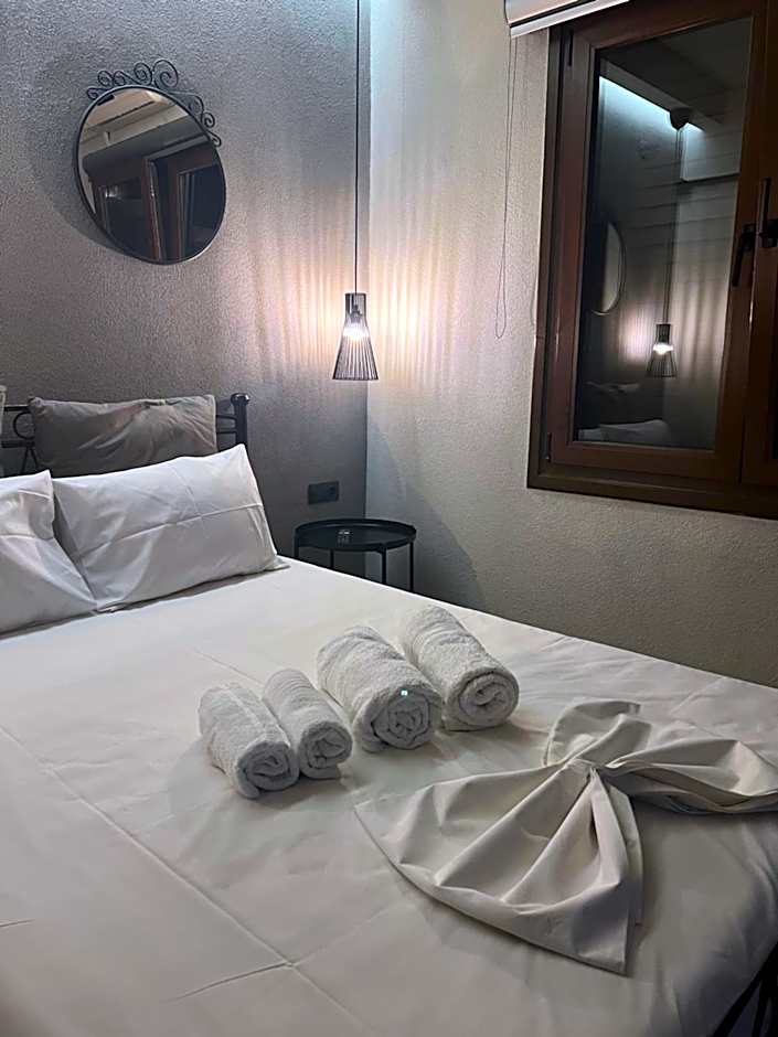 Marlen Luxury Studios & Apartments