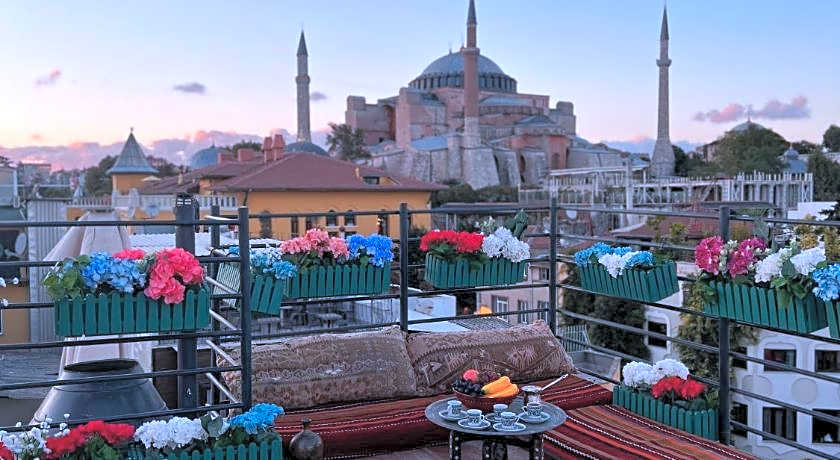 HENNA HOTEL ISTANBUL