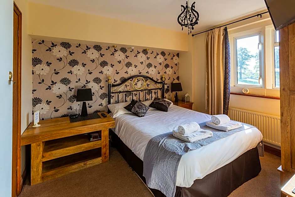 The Beacon & Railway Hotel