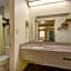 Three Rivers Executive Inn & Suites By OYO