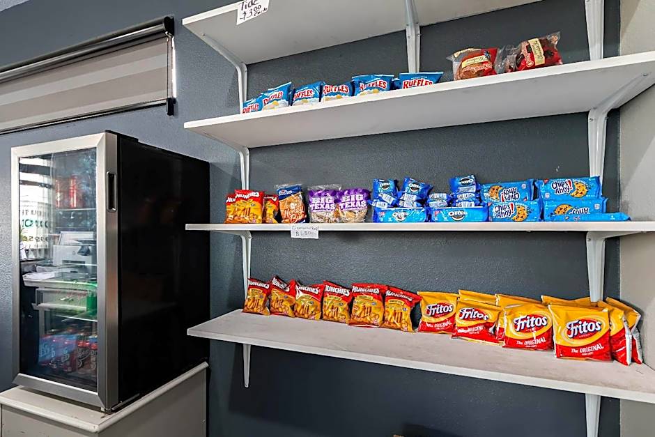 Econo Lodge Inn & Suites Laredo - Nuevo Laredo