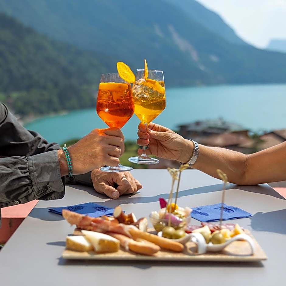 Hotel Londra Slow Living Molveno