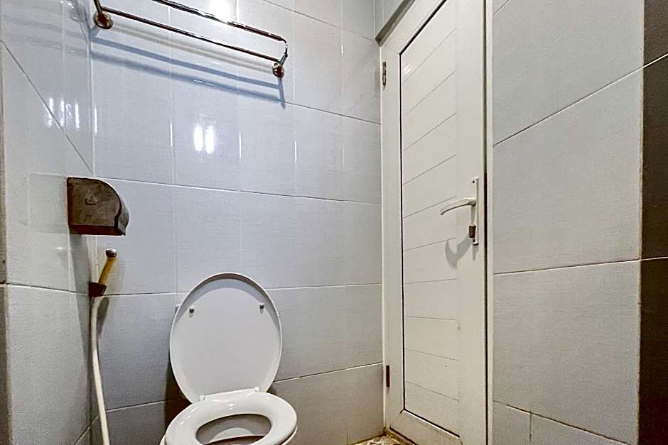 Urbanview Poma Hotel