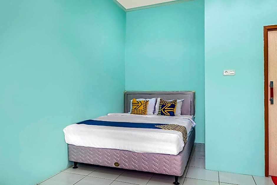 OYO Life 1889 Mbuahpage