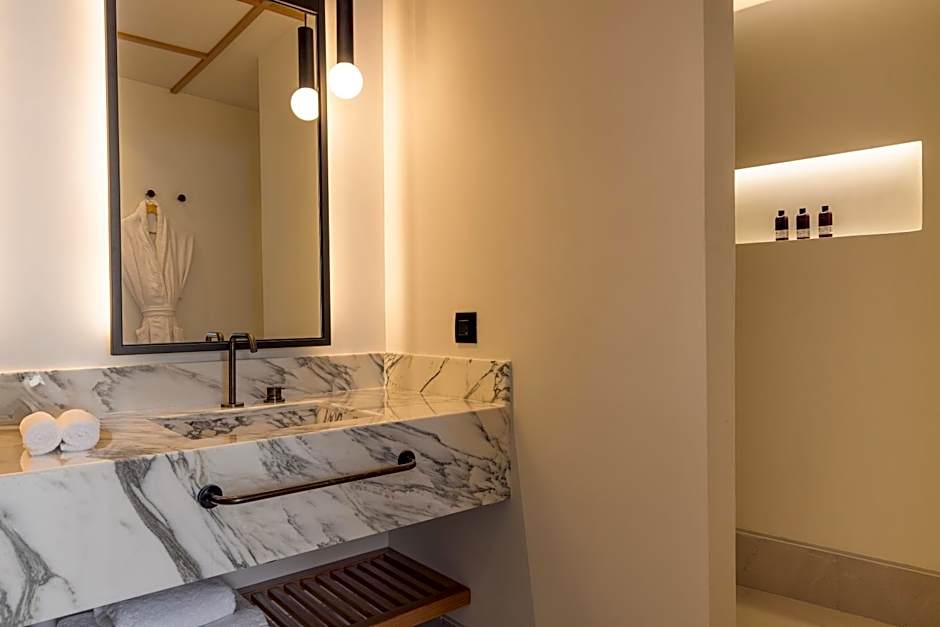 Domes Novos Santorini, Autograph Collection