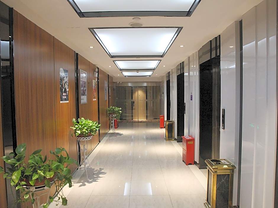 Lavande Hotels Wuhan Wuchang Railway Station Square