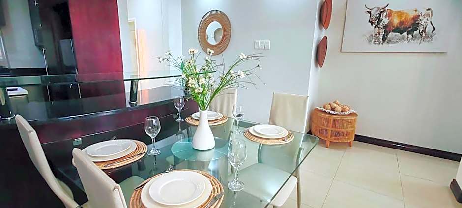 Gateway Oceans - 2 Adults & 4 Children ONLY - Families or 1 Couple only - No parties